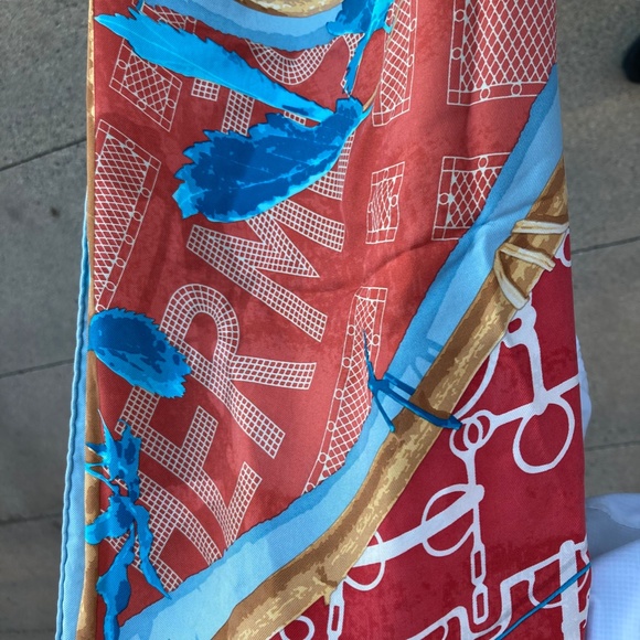 Hermes silk scarf - Picture 3 of 7